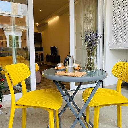 Ferienwohnung Domus13-With Private Parking Bari Exterior foto