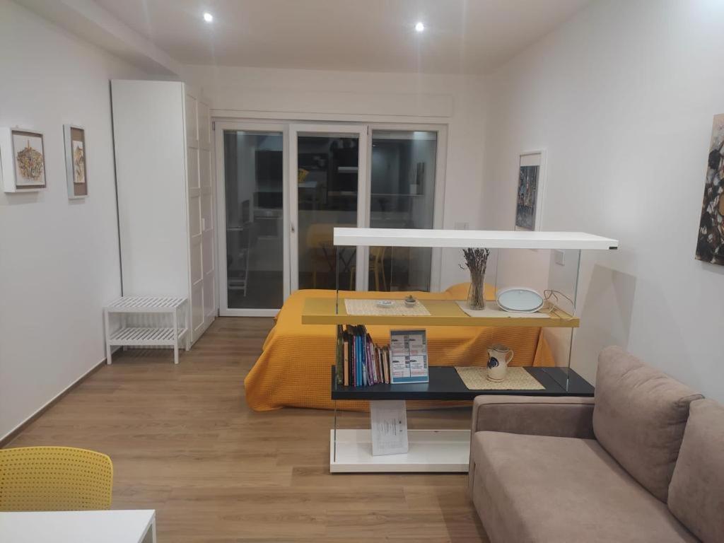 Ferienwohnung Domus13-With Private Parking Bari Exterior foto